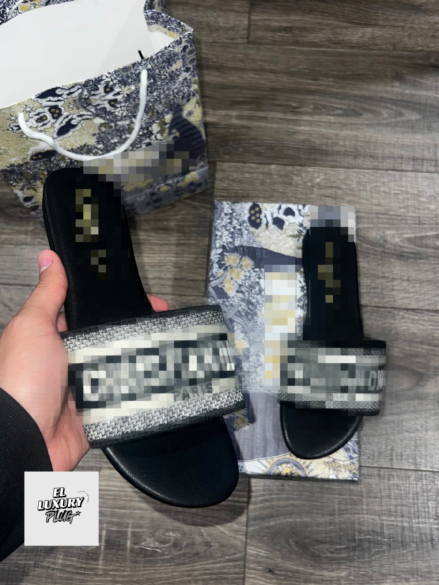 DR SANDALS 01